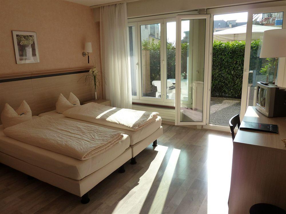 Hotel De La Vieille Tour La Tour-de-Peilz Dış mekan fotoğraf