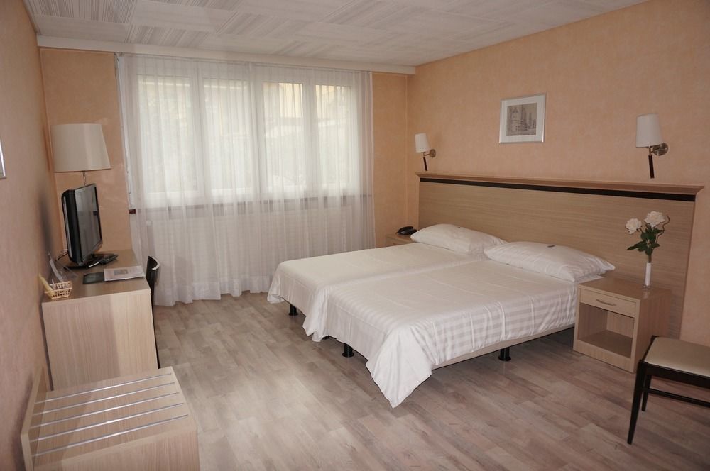 Hotel De La Vieille Tour La Tour-de-Peilz Dış mekan fotoğraf
