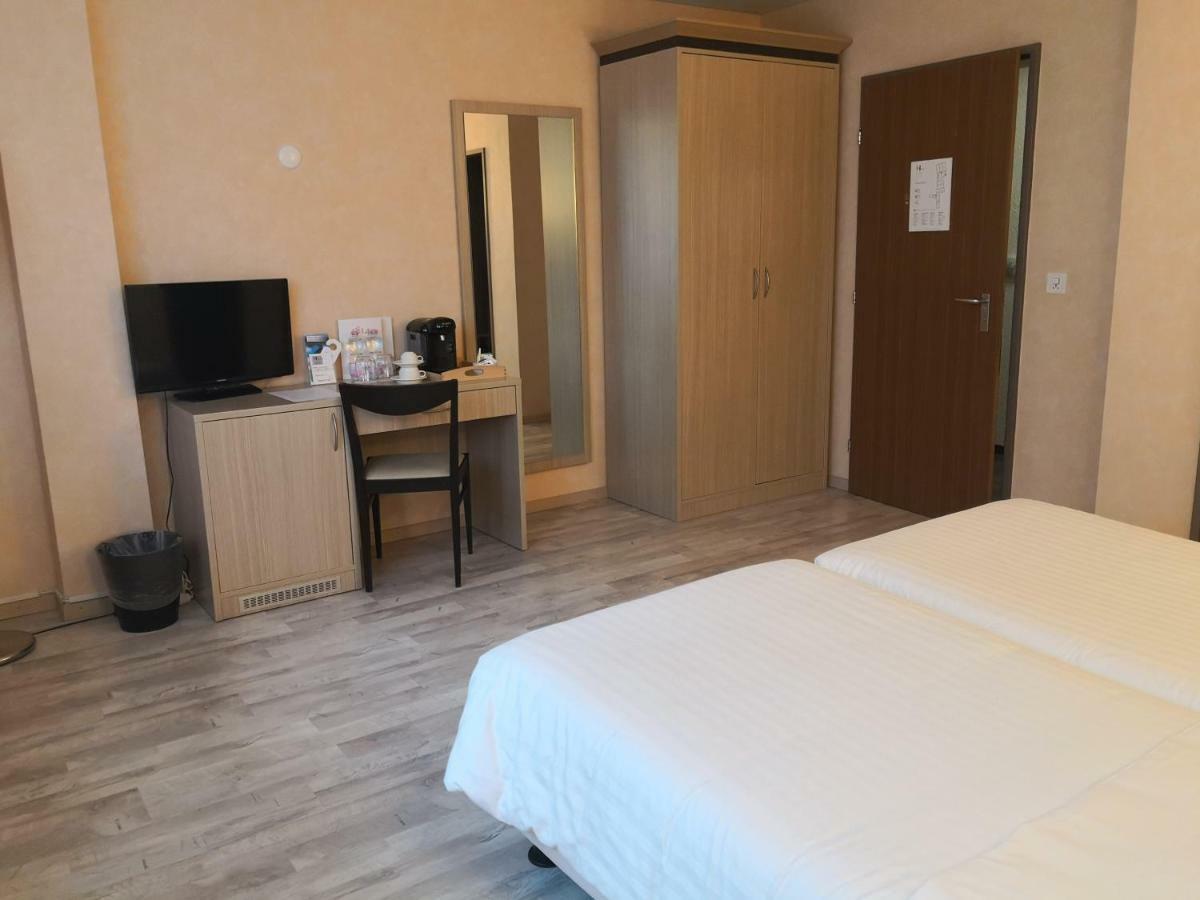 Hotel De La Vieille Tour La Tour-de-Peilz Dış mekan fotoğraf